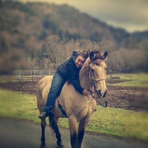 Meet your Posher, Jennifer